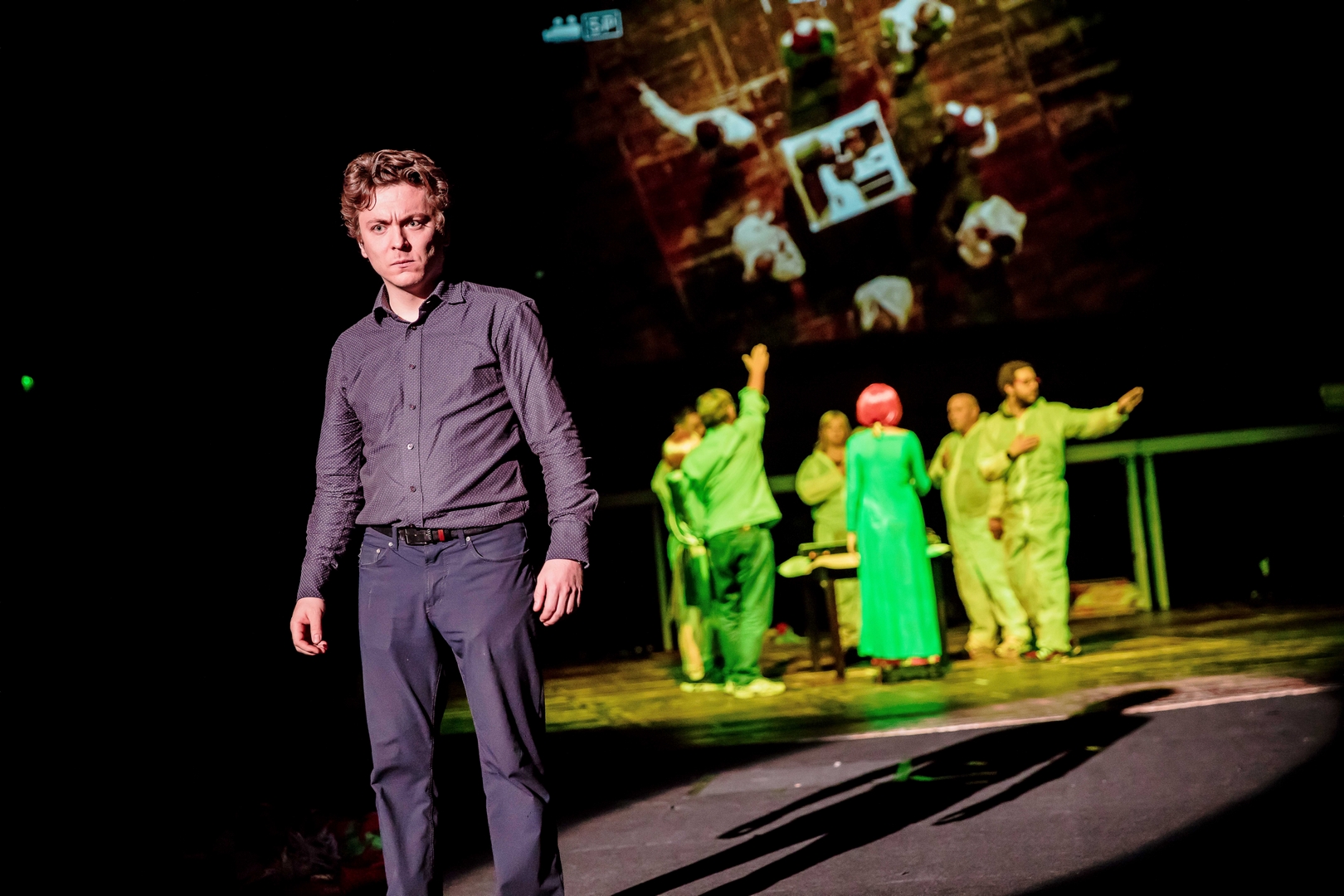 Piotr Baltyn, na scenie w teatrze.